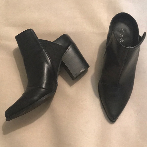 Qupid Shoes - Black boots